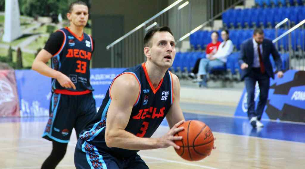 Брянская «Десна» разгромила «Металлург-Челбаскет» в Высшей лиге