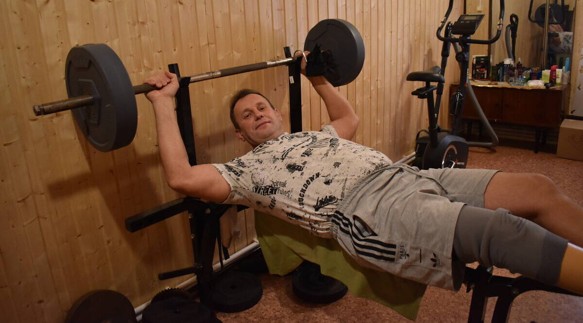 Участник СВО из Клетни после тяжелого ранения вернулся к мирной жизни