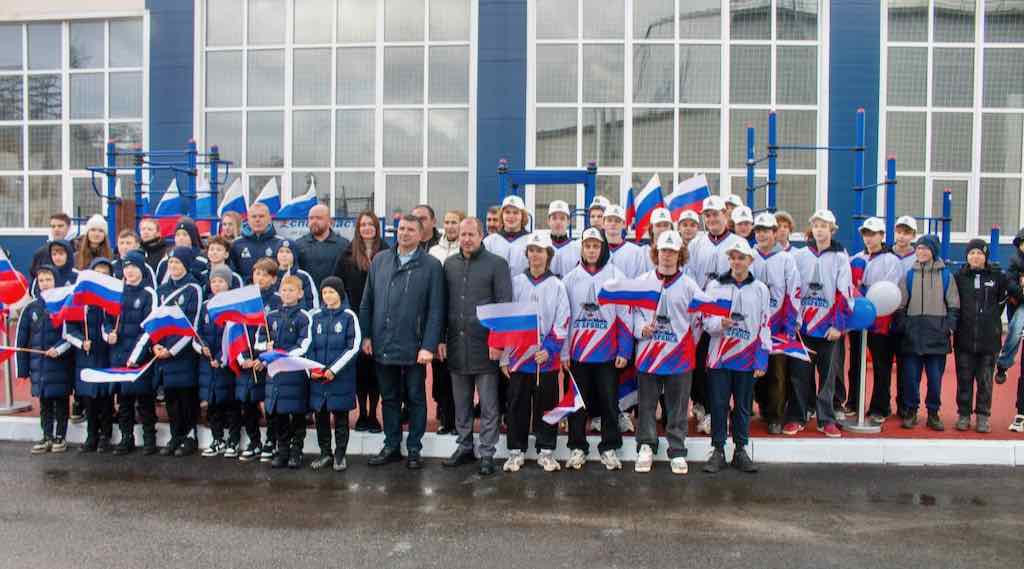 В Брянске открыли новую спортивную площадку