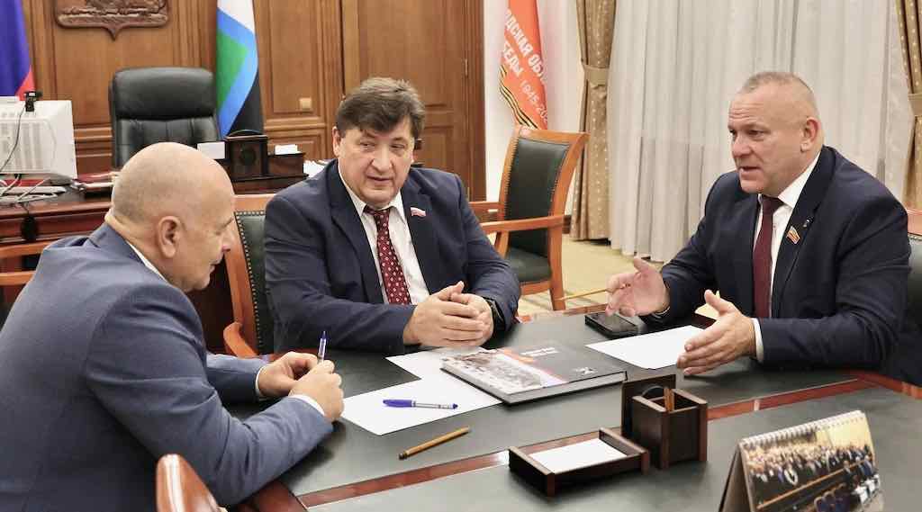 Валентин Суббот обсудил с коллегами поддержку защитников Отечества