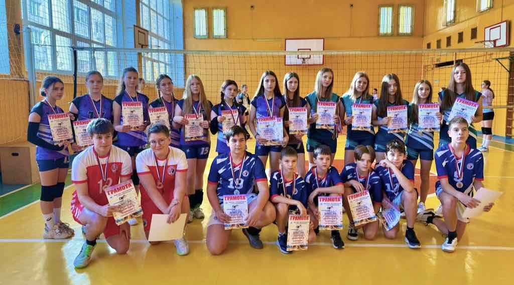 Юные волейболисты Брянской области определили сильнейших