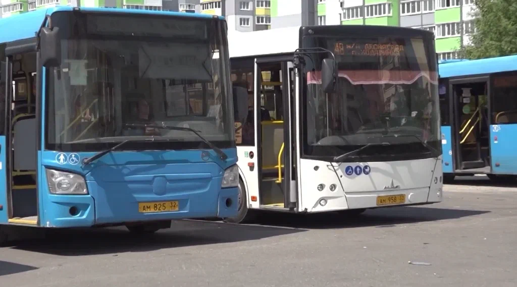 В Брянской области за три года будет закуплено 128 автобусов