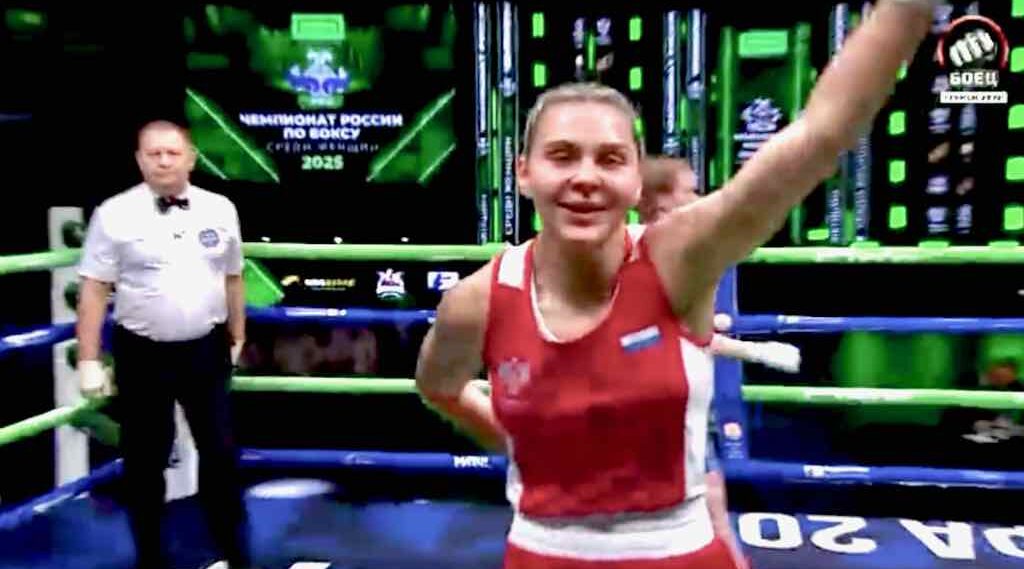 Брянская боксёрша Бабичева вышла в полуфинал чемпионата России