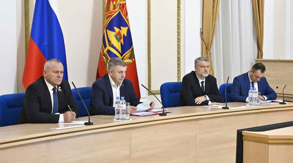 В Брянской области УК накопили долги и тысячи жалоб