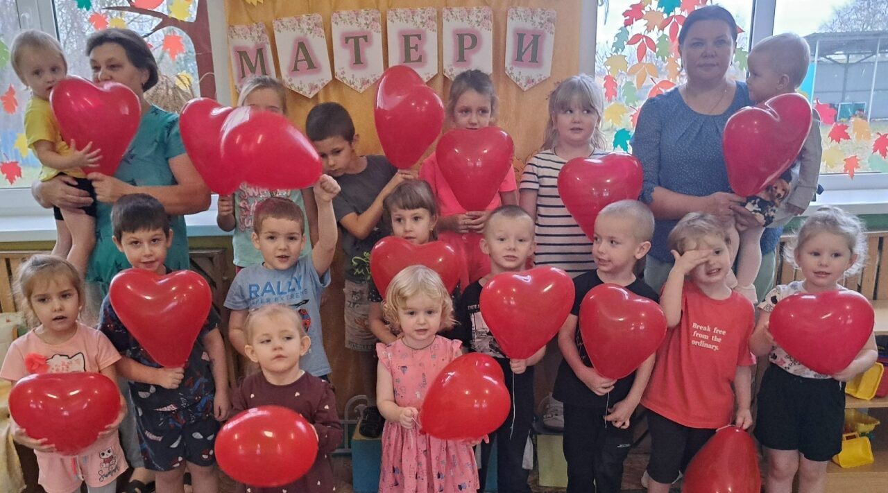 В Чайкинском детском саду отпраздновали День матери