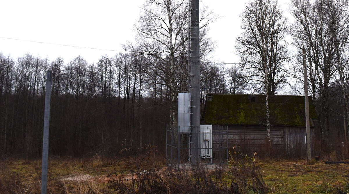 В деревне Павлинки Клетнянского района появилась современная вышка сотовой связи