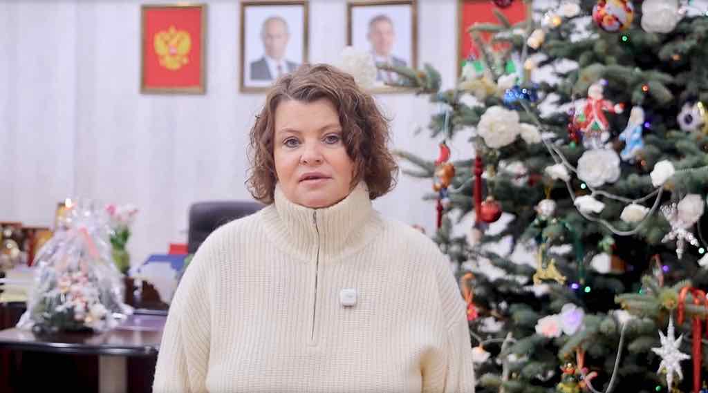 Глава Брянска Марина Дбар поздравила горожан с Новым годом