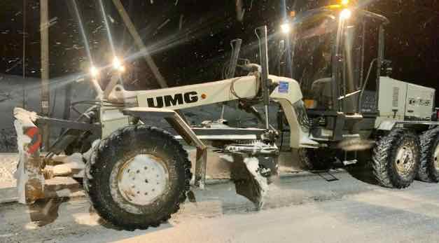 В Брянской области из-за снегопада дорожные службы перешли на круглосуточный режим
