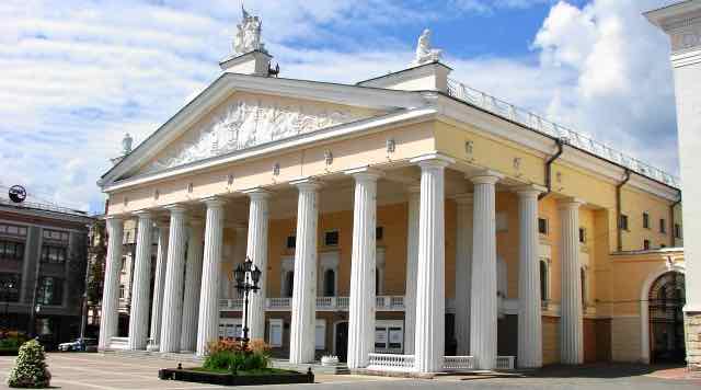 В брянском театре представят документальный проект о волонтёрах СВО