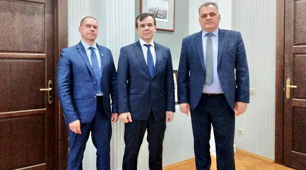 25 новых пианино получат детские школы искусств Брянской области