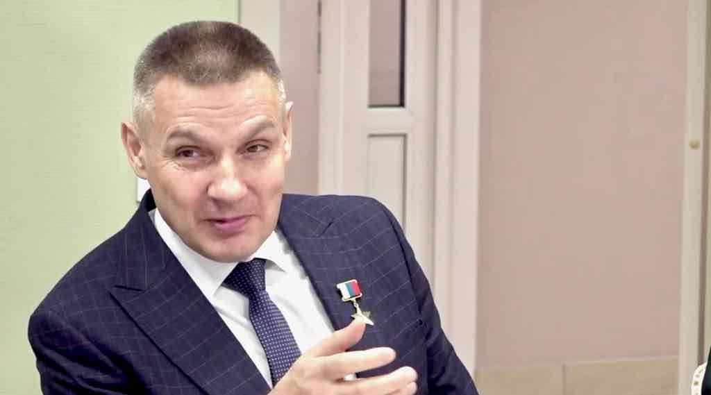 Встреча с Героем России Фроленковым вдохновила молодых активистов Брянска