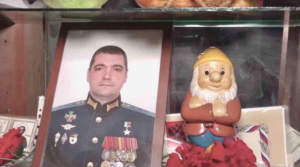 Отец Героя России Александра Сычёва поделился воспоминаниями о сыне