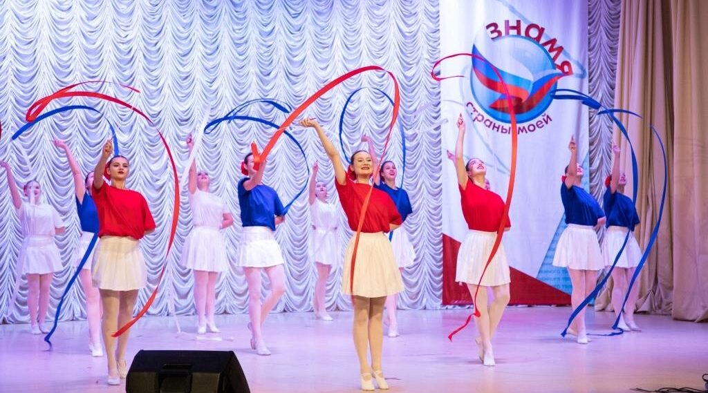 В Брянском государственном университете прошёл фестиваль «Знамя страны моей»