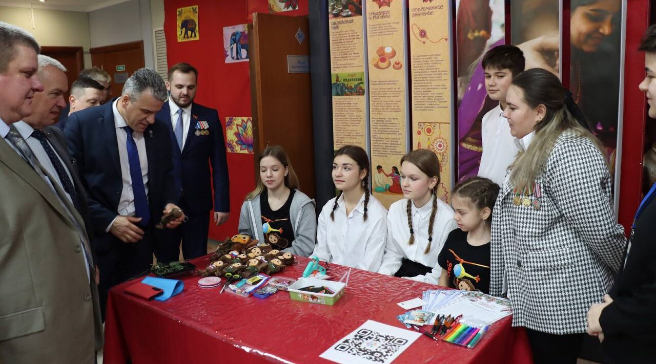 В Брянске прошёл патриотический форум «От победы к победе»