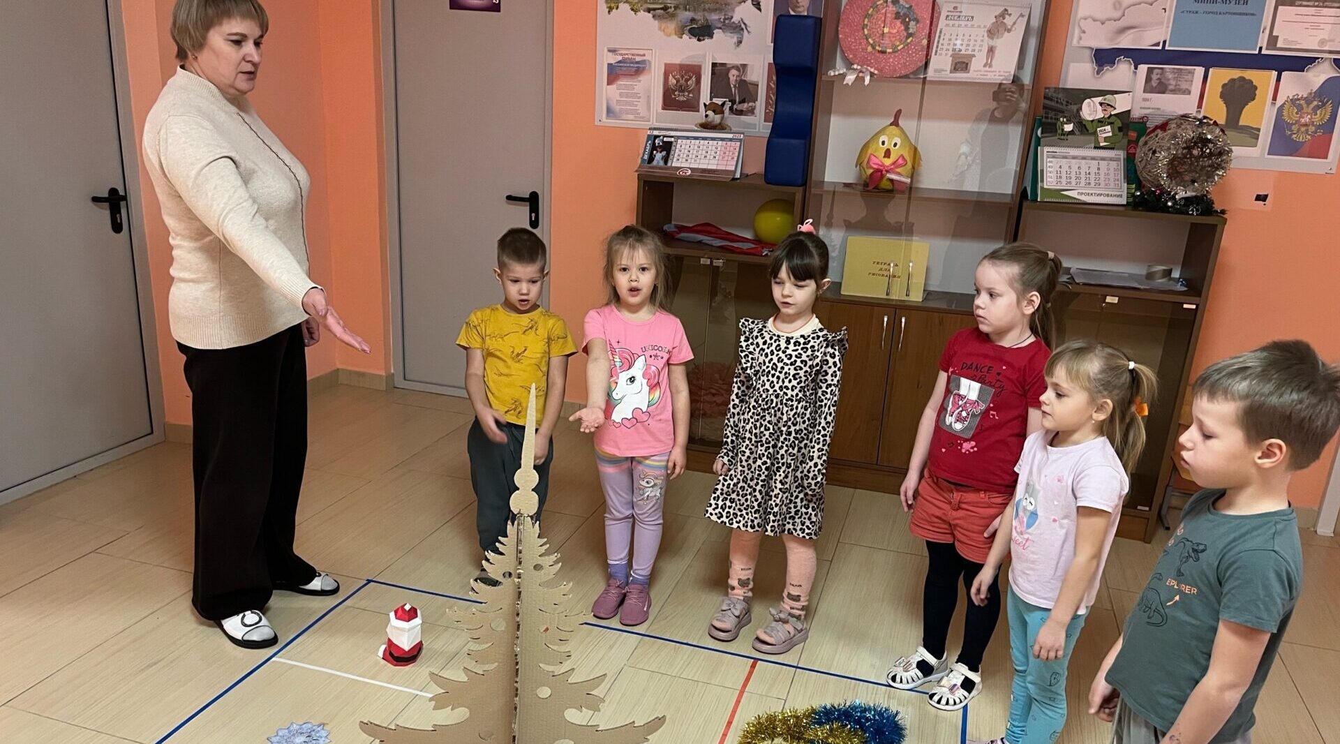 Новогоднее приключение в суражском «Аистёнке»