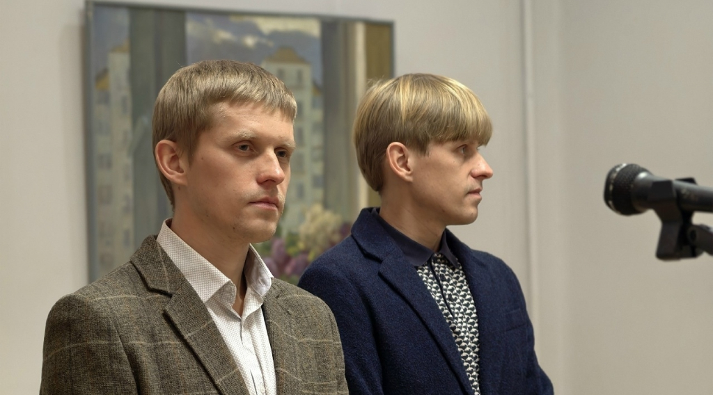 В Брянске начала свою работу выставка братьев Щемелинских «Грани творчества»