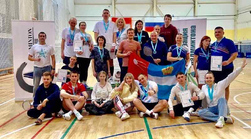 В Брянске прошел турнир по бадминтону «Хрустальный волан»