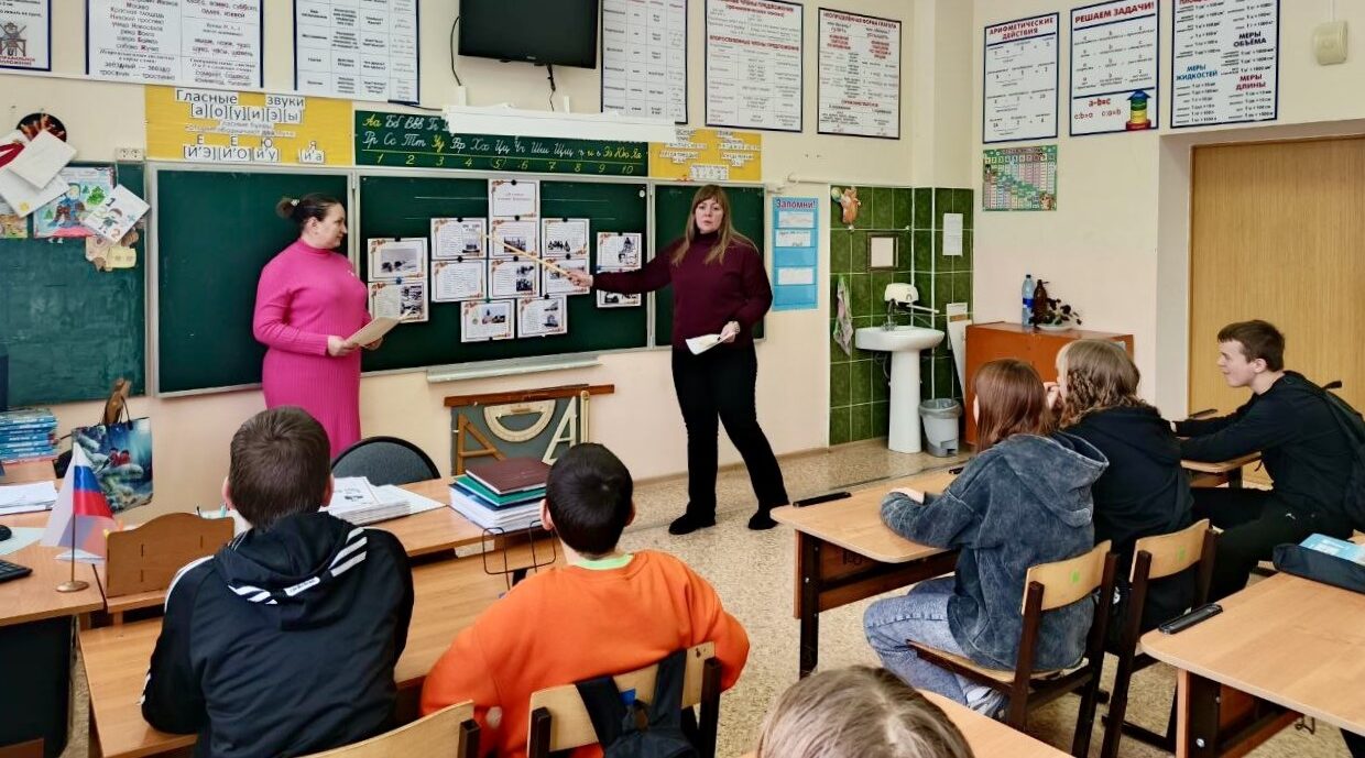 Сельские библиотеки Брянщины проводят историко-патриотические часы