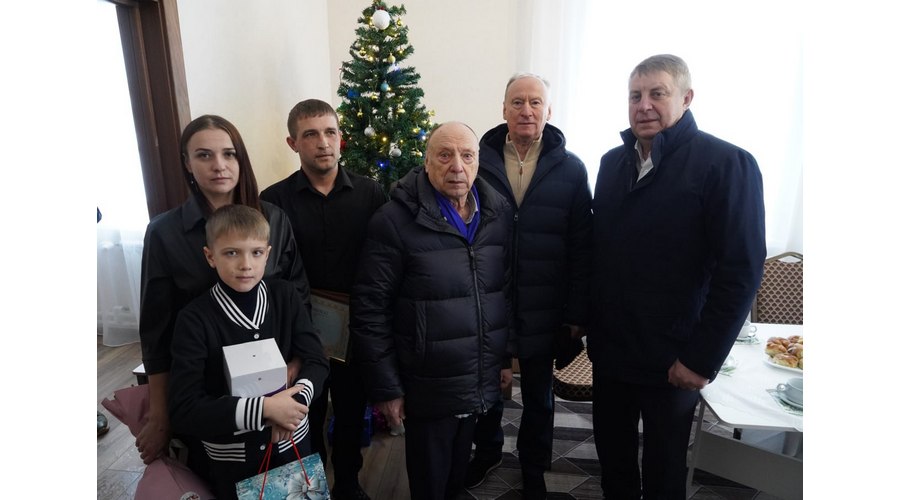 В Журиничах Брянской области новосёлов поздравил Николай Патрушев