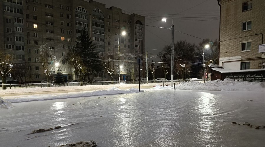 Специалисты «Брянскэнерго» продолжают работать в усиленном режиме из-за непогоды