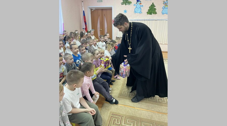 Дошкольников брянской Жуковки познакомили с русскими традициями