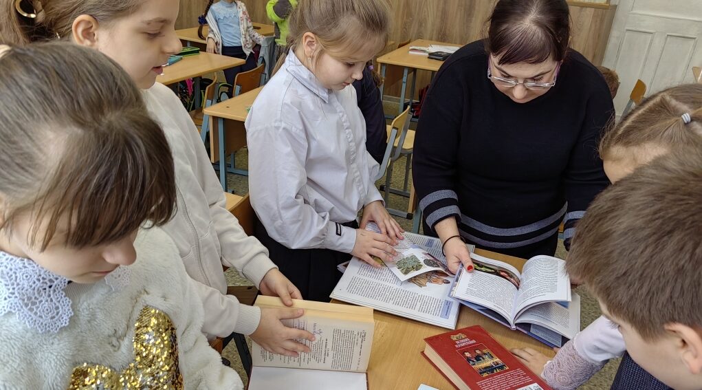 О юных изобретателях узнали читатели детской библиотеки Брянска