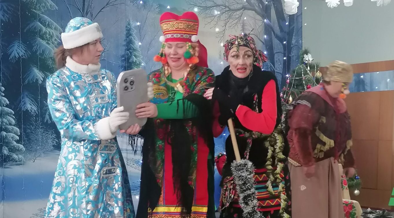 Музыканты Новозыбкова подарили сказку дошкольникам