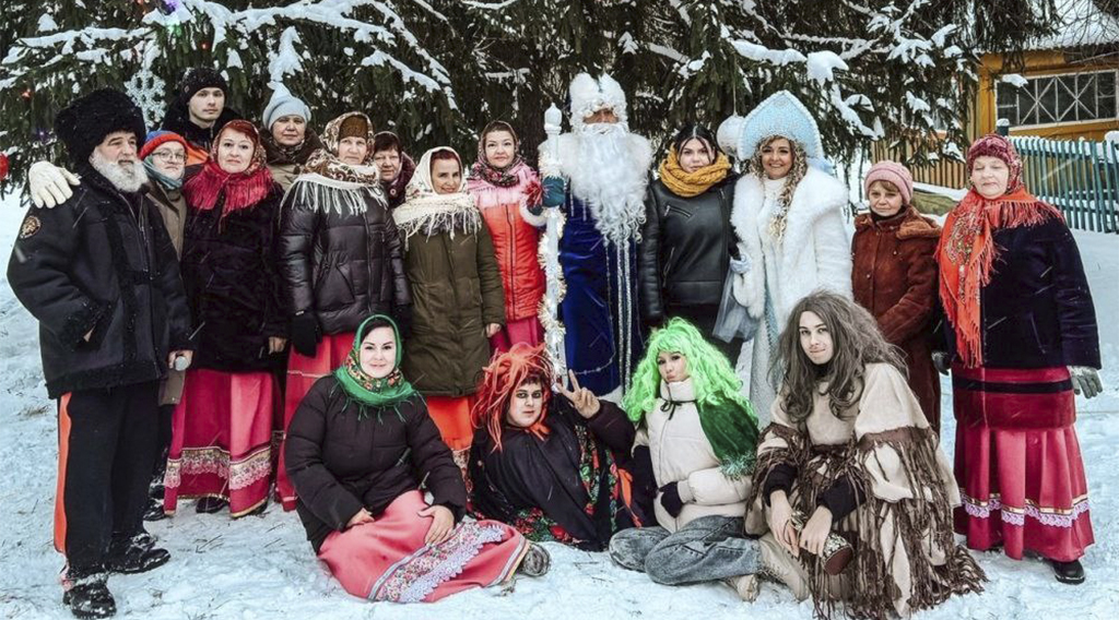 Выездные новогодние программы продолжаются работу в сёлах Брянского региона