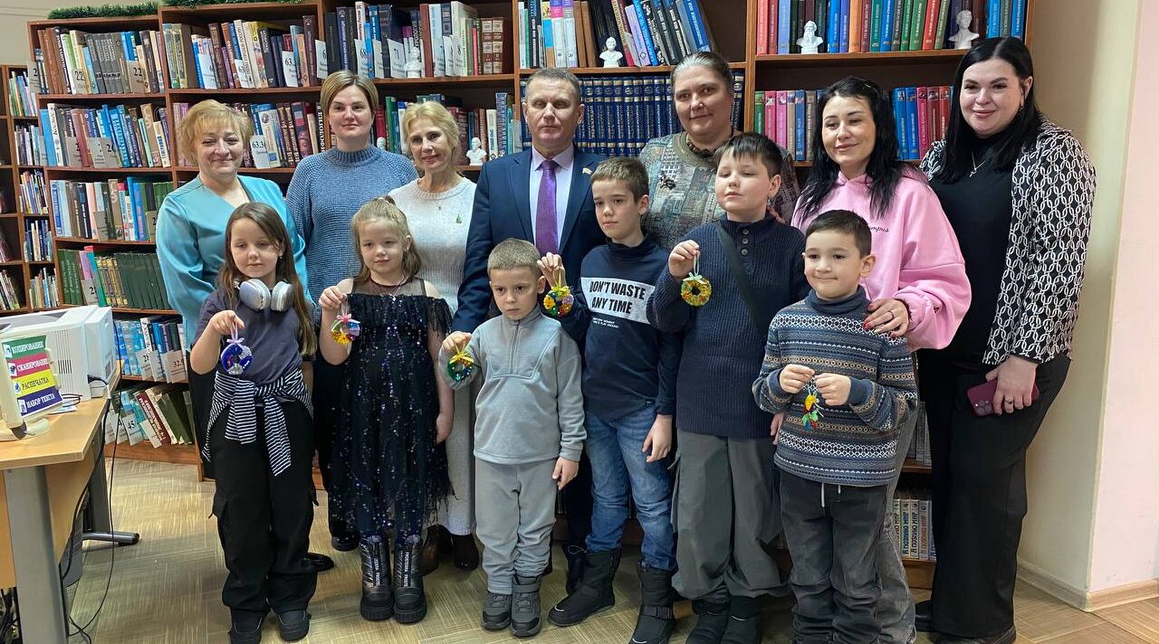 В Брянской детской библиотеке проходят волшебные каникулы