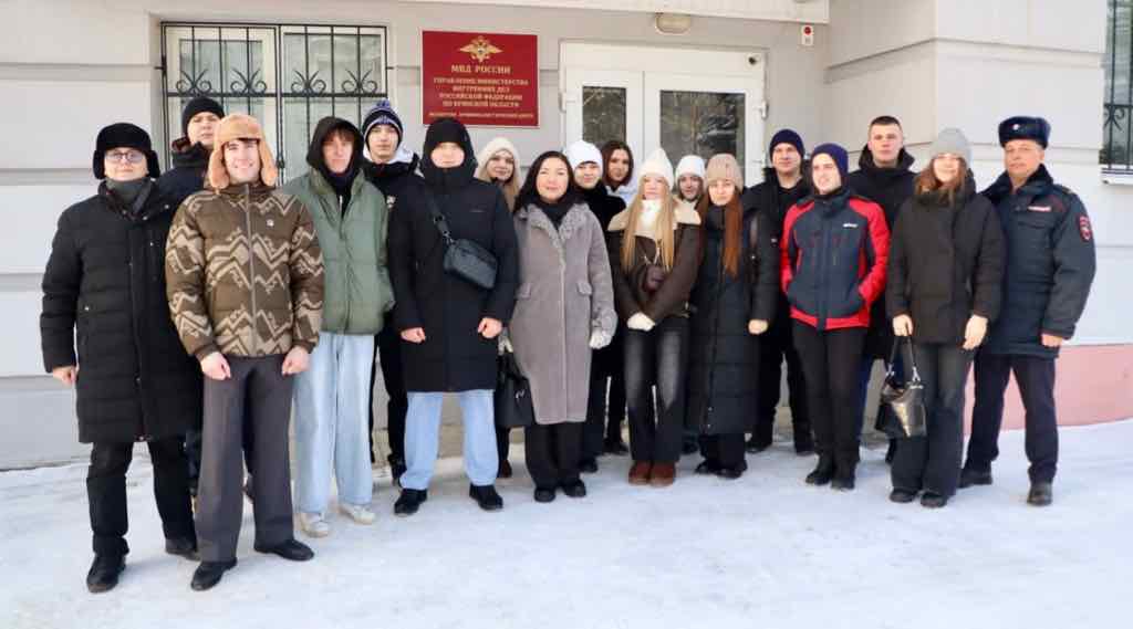 В Брянске стартовала акция «Студенческий десант»