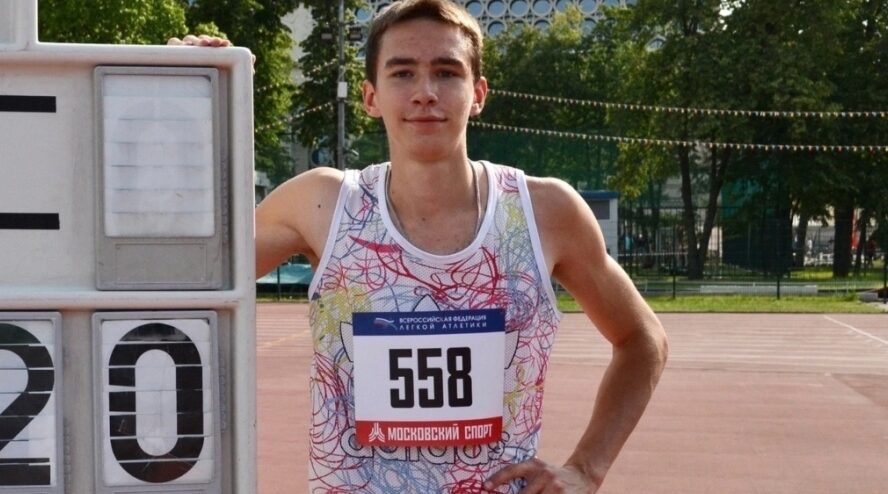 Брянец Степан Веткин взял золото в прыжках в высоту