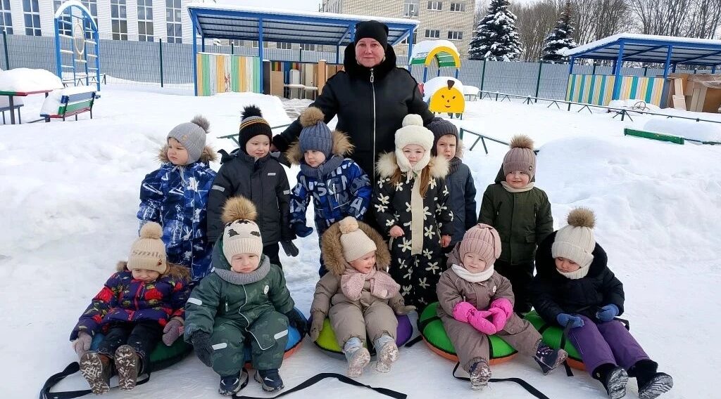 Детвору из «Колоска» Брянского района радуют зимние забавы