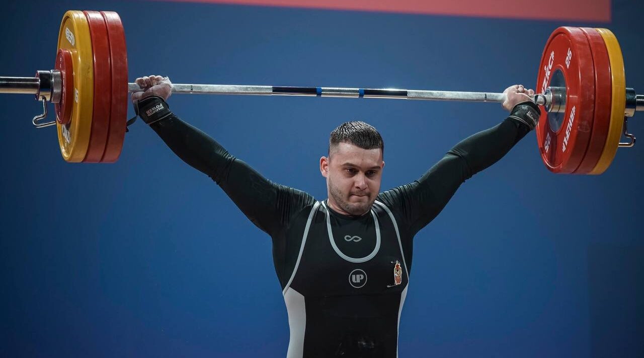 Спортсмены из Брянской области успешно выступили на Кубке России по тяжелой атлетике