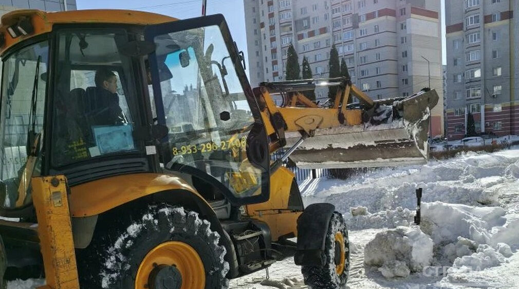 Брянские дворы очистили от снега