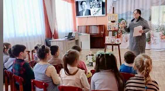 В детском саду в Брасовском районе провели литературный час «Поэзия доброты Агнии Барто»