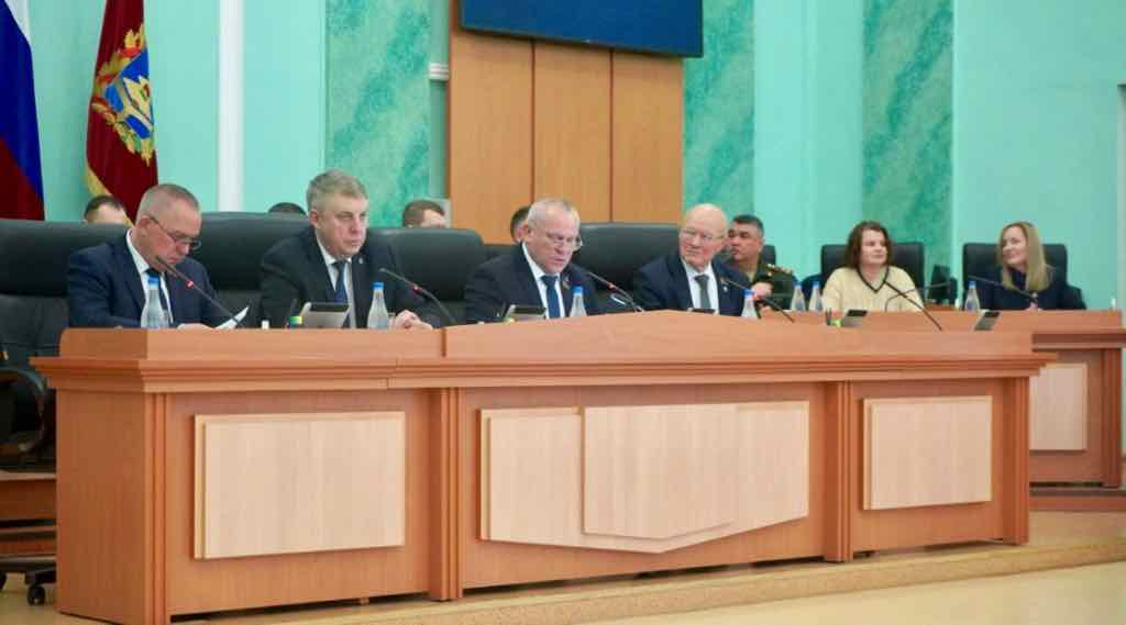 Выплата брянским контрактникам выросла до миллиона рублей