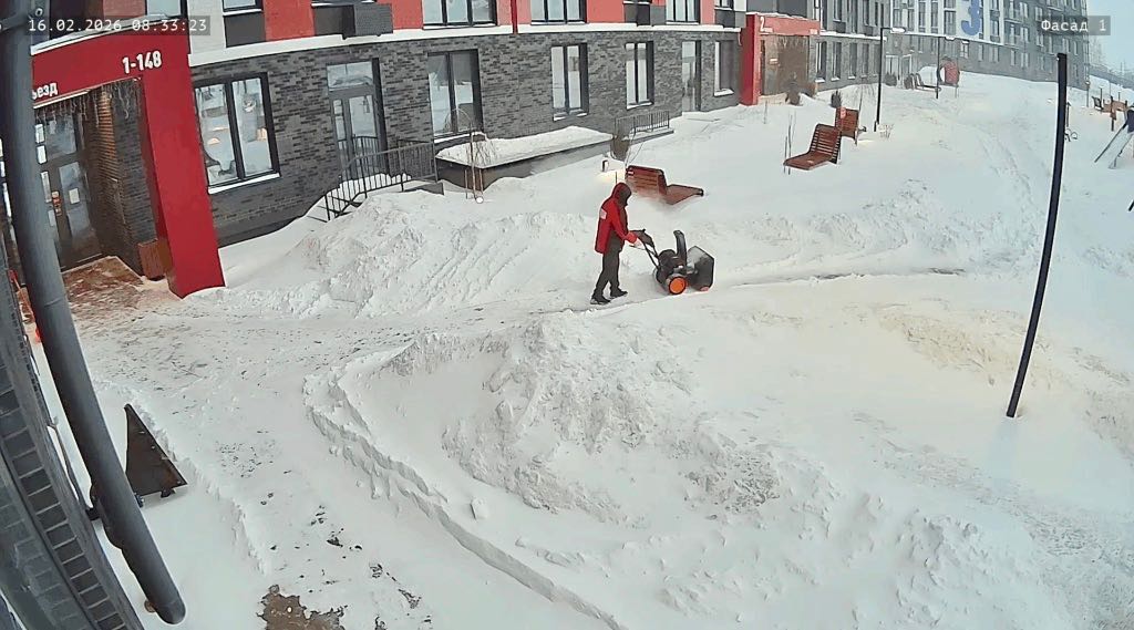 Брянские УК отчитались об уборке снега после предупреждения властей