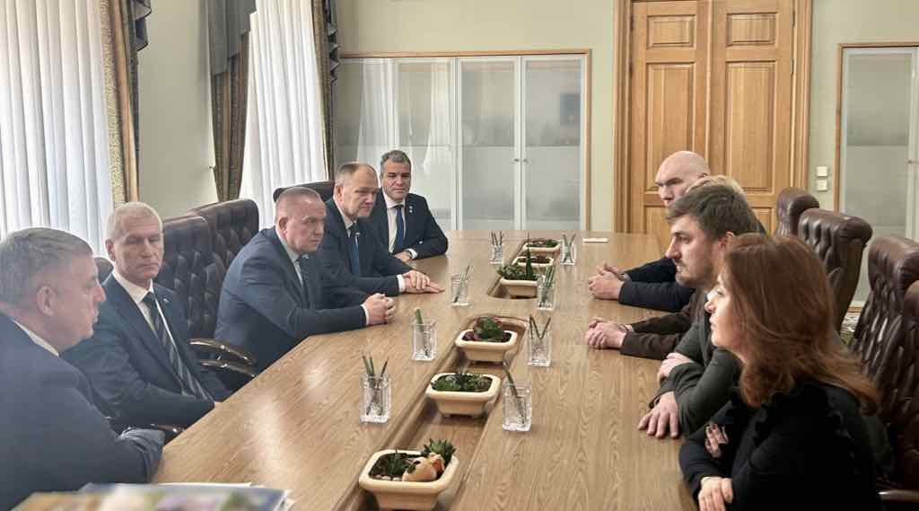 В Брянской области обсудили реализацию программы подготовки управленцев «Брянские герои»