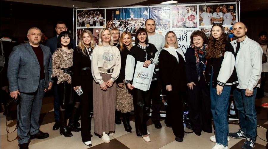 В Брянске музыкой и творчеством поддержали детей с онкологией