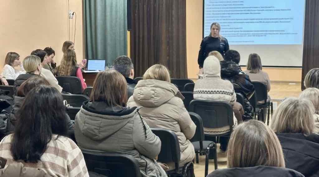 Унечские полицейские обсудили с родителями безопасность детей