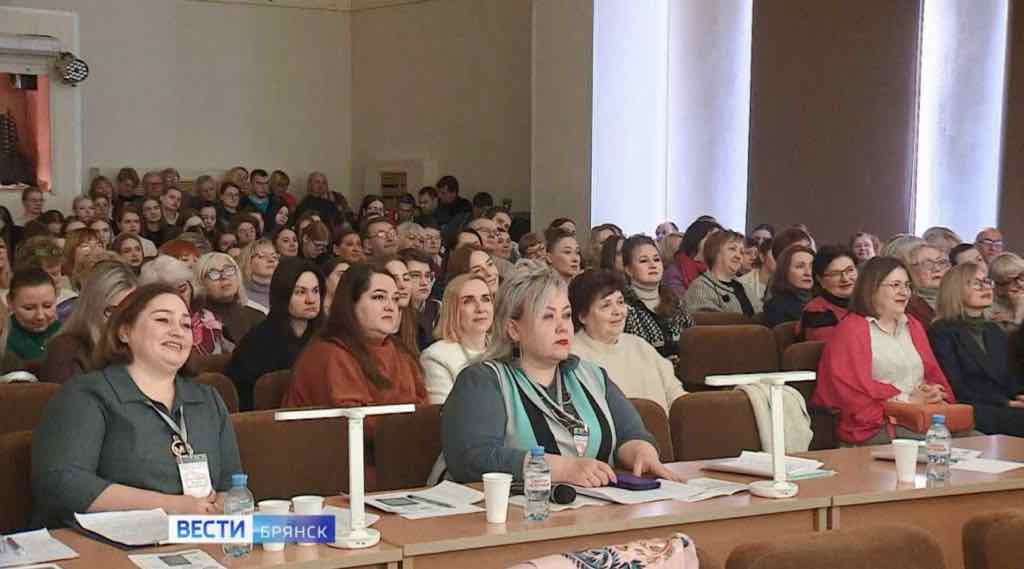 В Брянске стартовал муниципальный конкурс педагогов «Сердце отдаю детям»