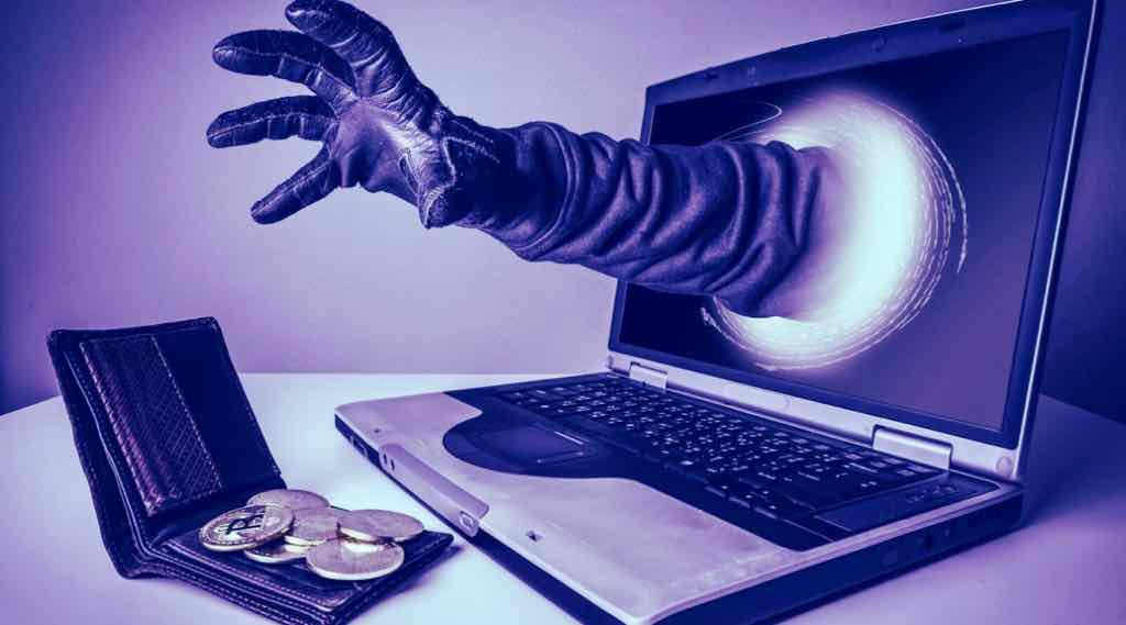 Брянская прокуратура предупредила о типичных схемах мошенничества