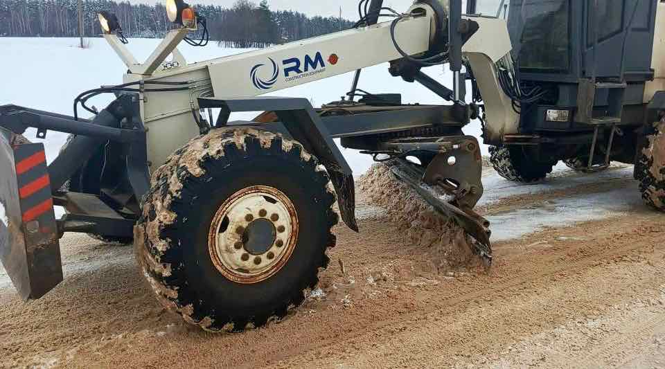 На дорогах Брянской области за выходные обработано 5,5 тыс. км