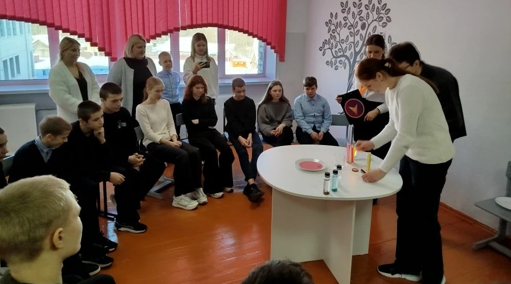 Школьники Пальцовской школы окунулись в мир науки