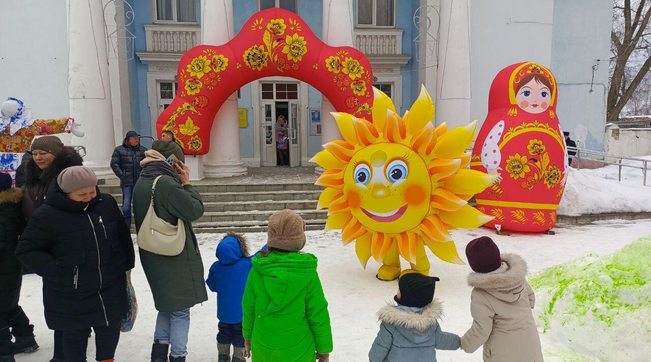 В Новозыбкове весело отпраздновали Масленицу