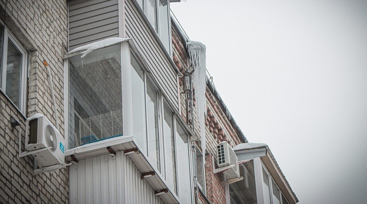 ПЛАТИМ МНОГО, ПОЛУЧАЕМ МАЛО