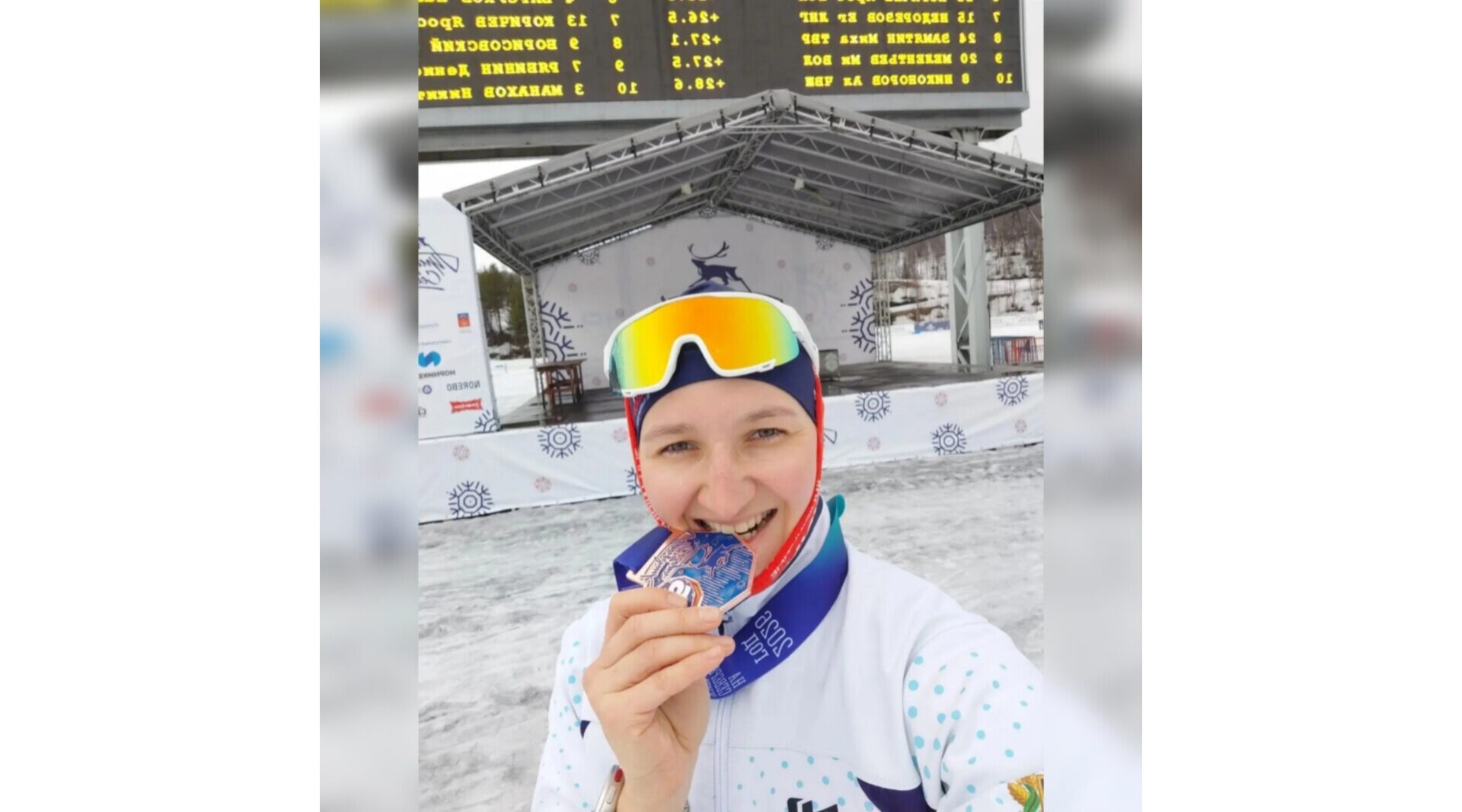 Брянская спортсменка Наталья Есипова завоевала бронзу на соревнованиях по лыжным гонкам в Мурманске