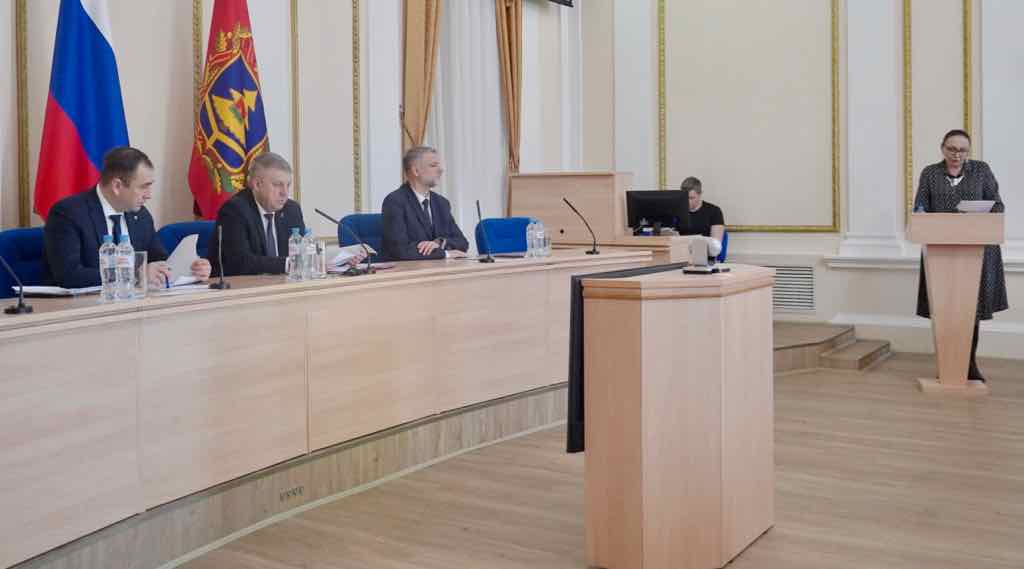 Количество многодетных семей в Брянской области выросло почти вдвое за 10 лет