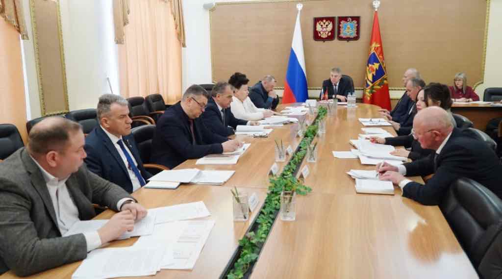 Госзакупки Брянщины в 2025 году: заключено 18 тыс. контрактов на 36 млрд