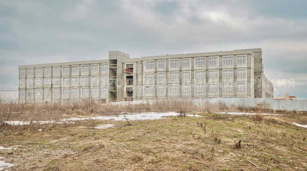 В Брянске на улице Амосова близится к завершению строительство второй школы